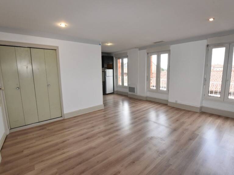 TRES BEL APPARTEMENT T3 EN CENTRE VILLE DE LAVAUR — photo 1