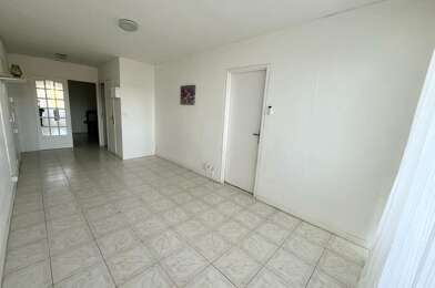Appartement 4 pièces 950 €