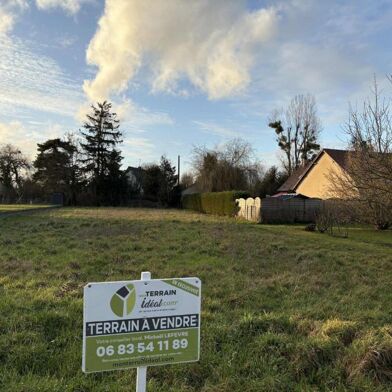 Terrain  77700 €