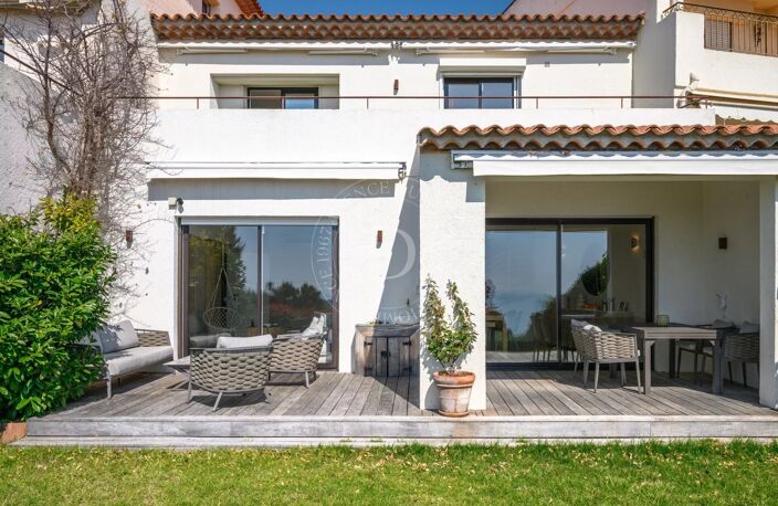 Villefranche-sur-Mer – Appartement-villa d’exception avec vue me — photo 2