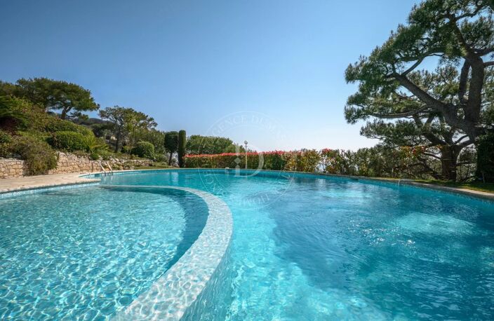 Villefranche-sur-Mer – Appartement-villa d’exception avec vue me — photo 3