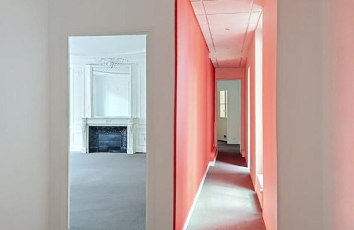 Bureaux à louer - 235 m² - Paris 8 — photo 2