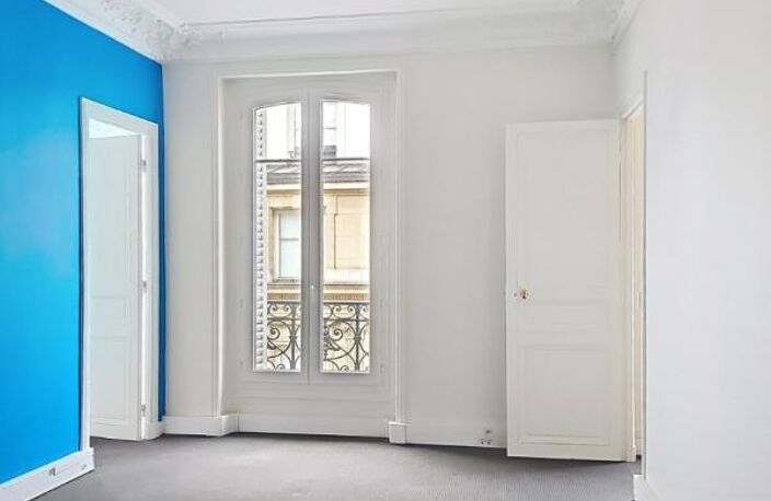 Bureaux à louer - 235 m² - Paris 8 — photo 4
