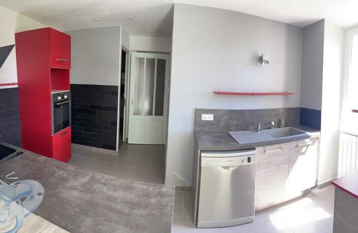 ST CHRISTOL - Maison Type 6 de 149 m² habitables avec jardin - — photo 5