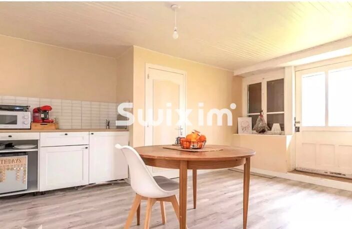 Maison avec dépendances et 14436m2 de terrain — photo 2