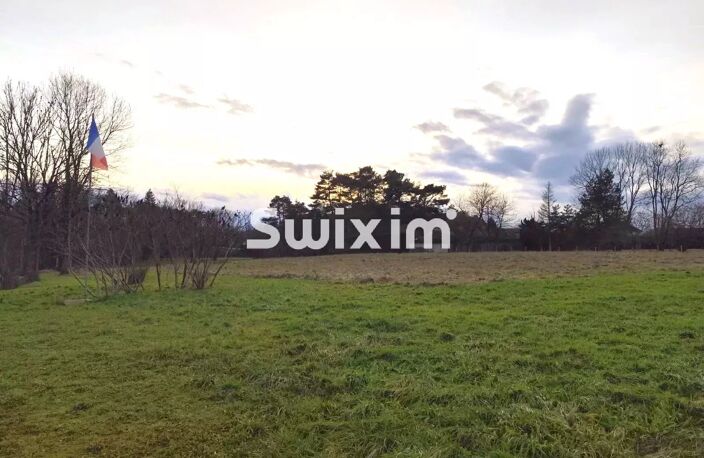 Maison avec dépendances et 14436m2 de terrain — photo 3