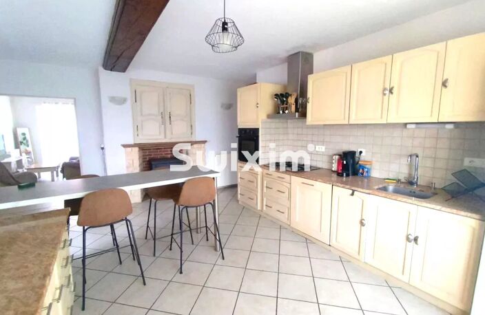 Maison avec dépendances et 14436m2 de terrain — photo 5