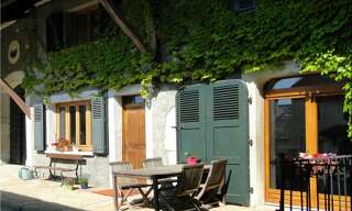 Maison 6 Pièces 240 m² à vendre à Thoiry (01710)