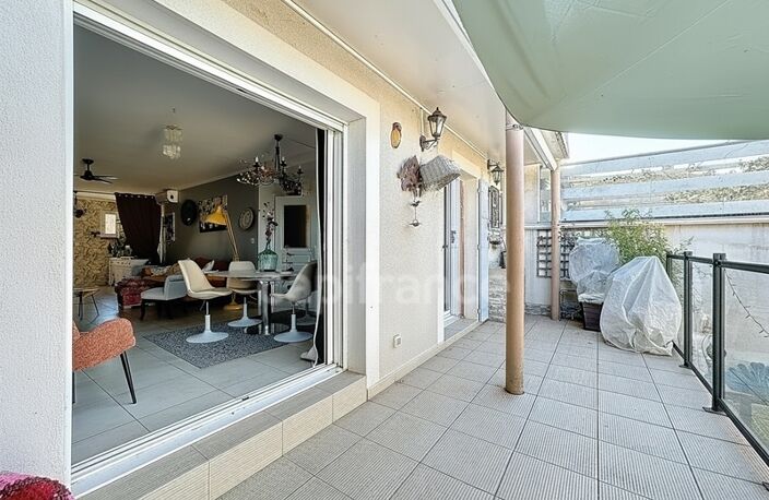 Maison avec garage et jardin - Beauvoisin — photo 2