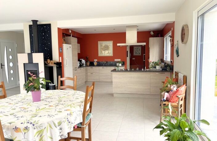 LA TURBALLE - MAISON SPACIEUSE 190m² — photo 3