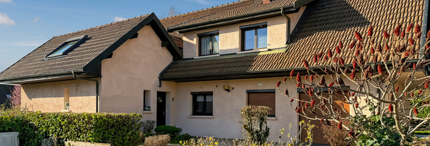 Maison 9 Pièces 243 m² à vendre à Prévessin-Moëns (01280)