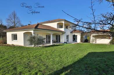 Maison 6 pièces 599000 €