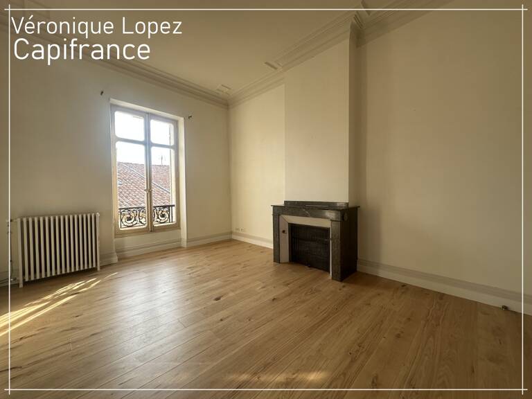Agen, cœur de ville, appartement de charme T3 avec terrasse et parking — photo 1