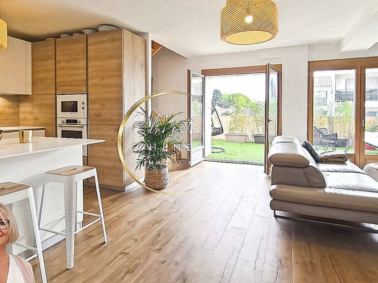 Duplex de charme dans maison de Maître du XVIIᵉ — cœur de village, tout à pied — photo 1