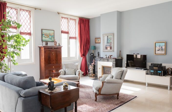 Maison de ville XIXe siècle – 5 chambres – 185 m² – Rochefort centre — photo 3