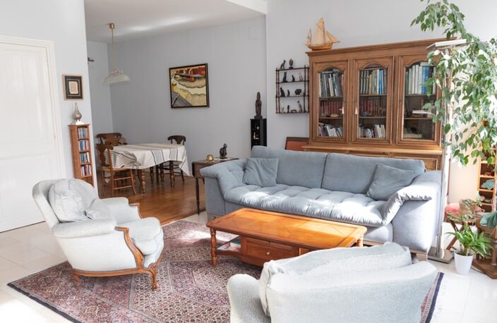 Maison de ville XIXe siècle – 5 chambres – 185 m² – Rochefort centre — photo 5