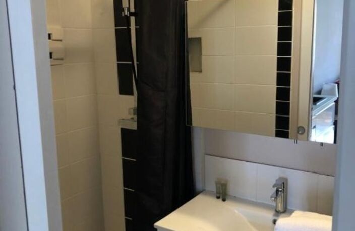 Quimper - Hyper centre – Vente appartement type studio de 40 m² habitables avec locataire en place — photo 5