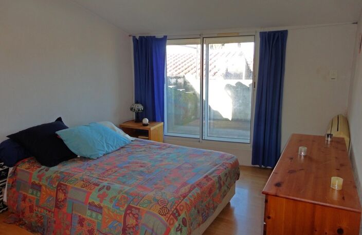 Dpt Pyrénées Orientales (66), à vendre Saint-Estève Maison 4 pièces 72 m² terrasse cour et garage — photo 4