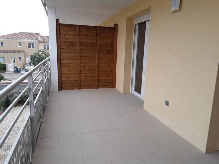 Opportunité à Théza – T2 avec grand balcon et parking — photo 1