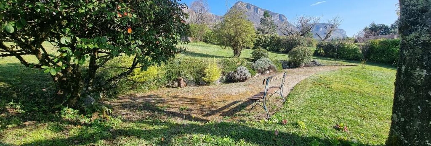 Maison 7 Pièces 214 m² à vendre à Saint-Ismier (38330)