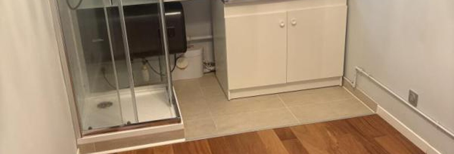 Appartement 1 Pièce 9 m² à louer à Paris 17 (75017)