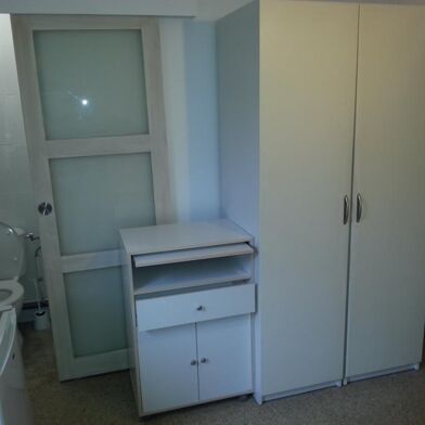 Appartement 1 pièces 450 €