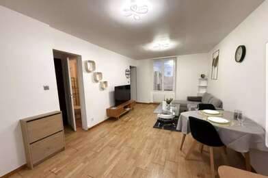 Appartement 2 pièces 890 €