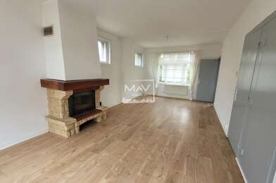 Maison 4 pièces 1210 €