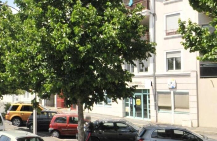 Local à louer — photo 2