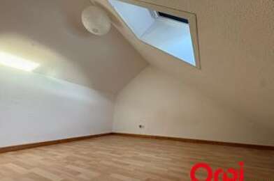 Appartement 3 pièces 370 €