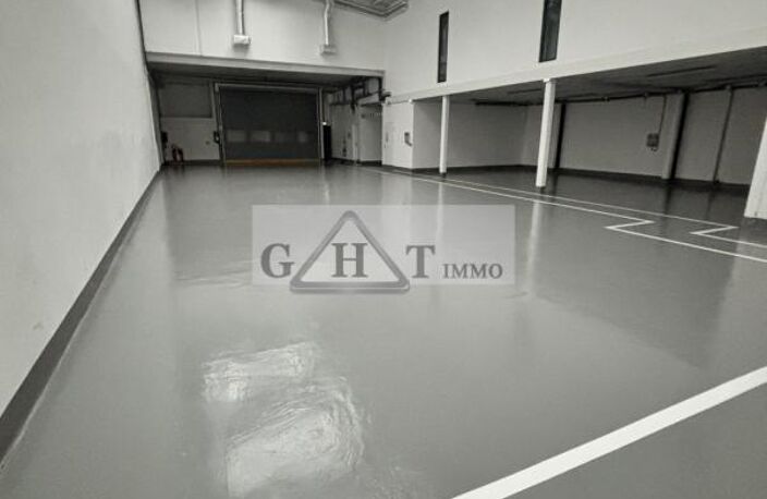 Entrepôt Bureaux A louer — photo 2