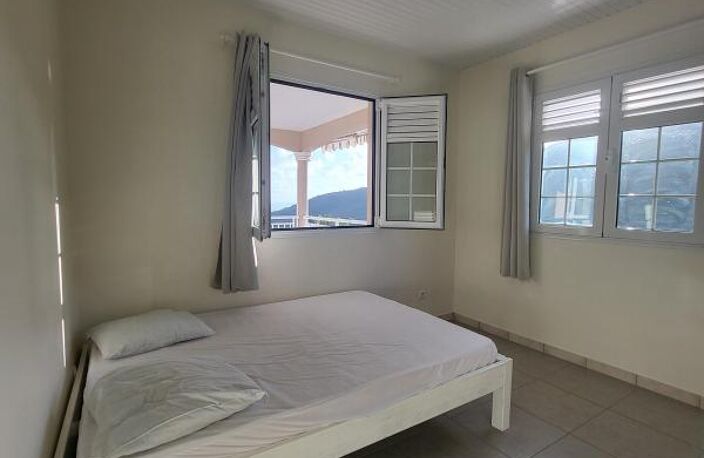 Appartement T3 meublé avec vue mer à louer à Sainte Luce — photo 5