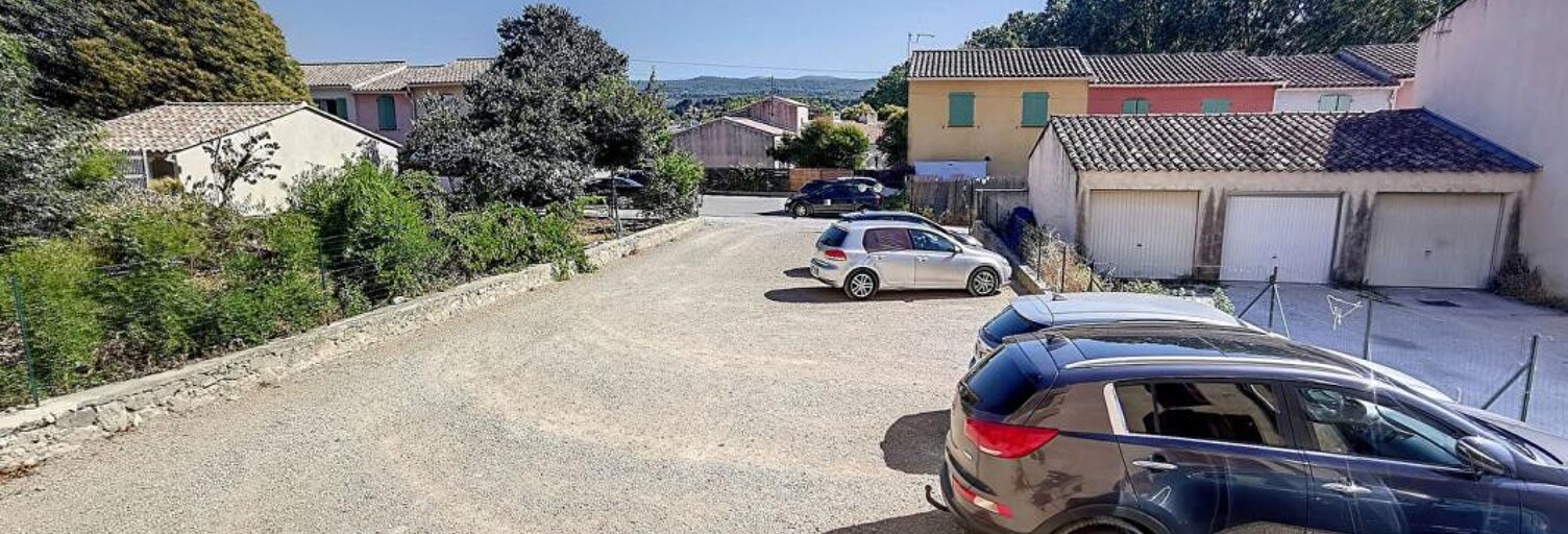 Garage   m² à louer à Le Beausset (83330)