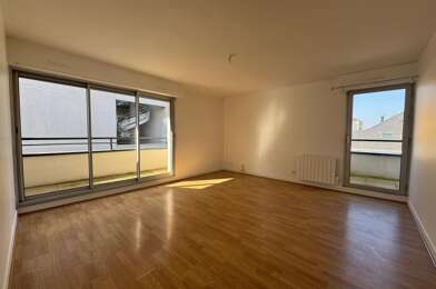 Appartement 3 pièces 750 €