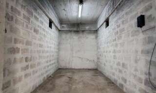 Garage   m² à vendre à Lyon 8 (69008)