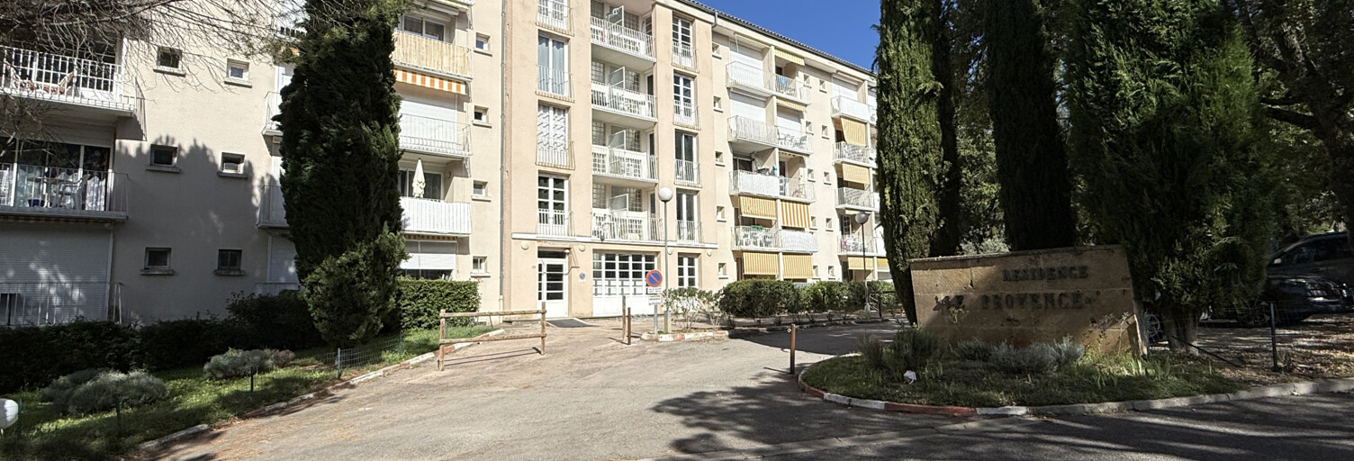 Appartement 1 Pièce 17 m² à vendre à Gréoux-les-Bains (04800)