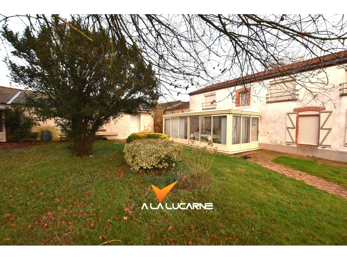 Villa / Maison 6 pièces  à vendre Chiché 79350