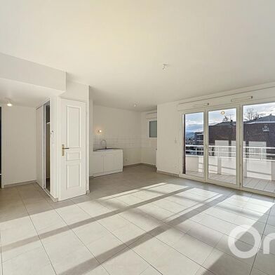 Appartement 3 pièces 235000 €