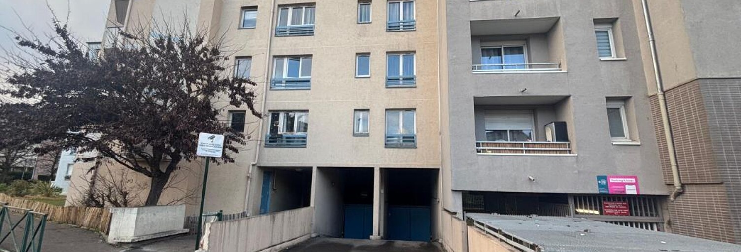 Garage  12 m² à louer à Sannois (95110)