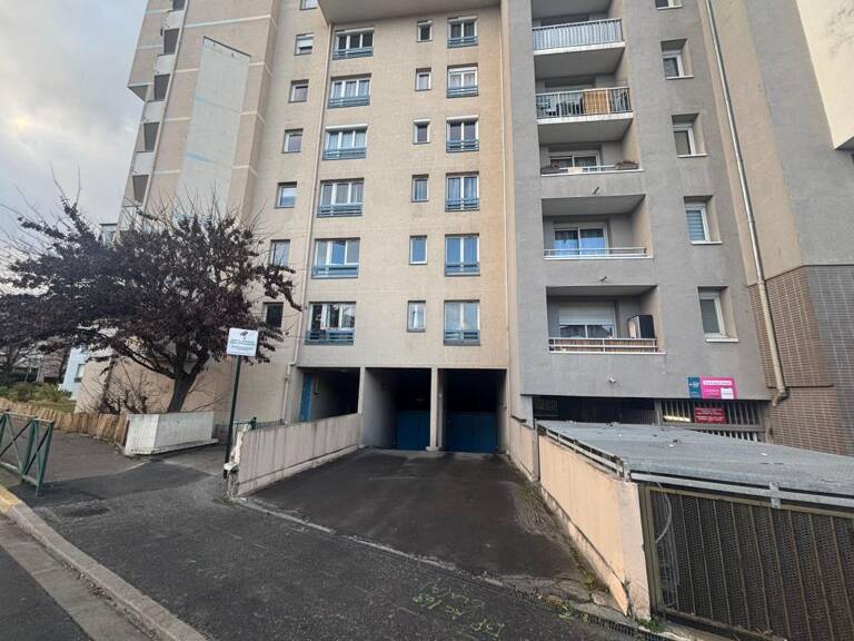 Parking en centre ville — photo 1