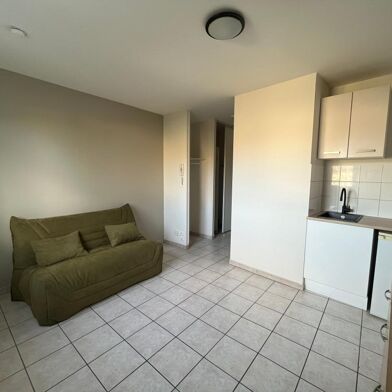 Appartement 1 pièces 370 €