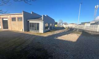 Commerce  178 m² à louer à Charvieu-Chavagneux (38230)