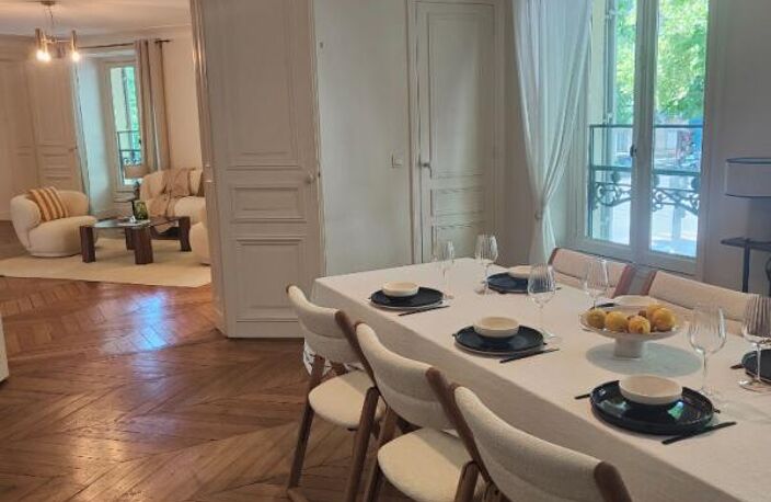 PARC MONCEAU Appartement Paris 5 pièce(s) 175.55 m2 — photo 3