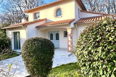 Maison 8 pièces 884000 €