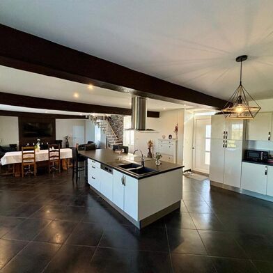 Maison 8 pièces 530000 €