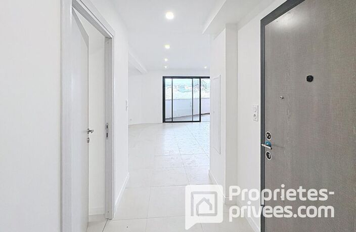 Grand T2 de 54 m², + box de 15 m² dans petite résidence calme — photo 2