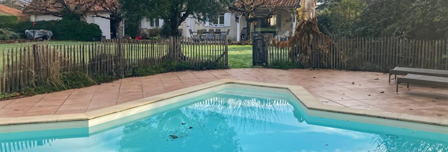 Maison 6 Pièces 234 m² à vendre à Galgon (33133)