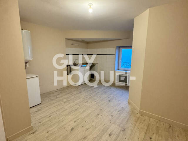 Appartement de 27m²  à louer - Centre Saint Laurent d'Agny — photo du bien