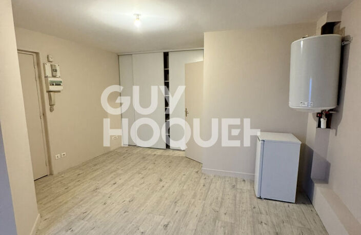 Appartement de 27m²  à louer - Centre Saint Laurent d'Agny — photo 2