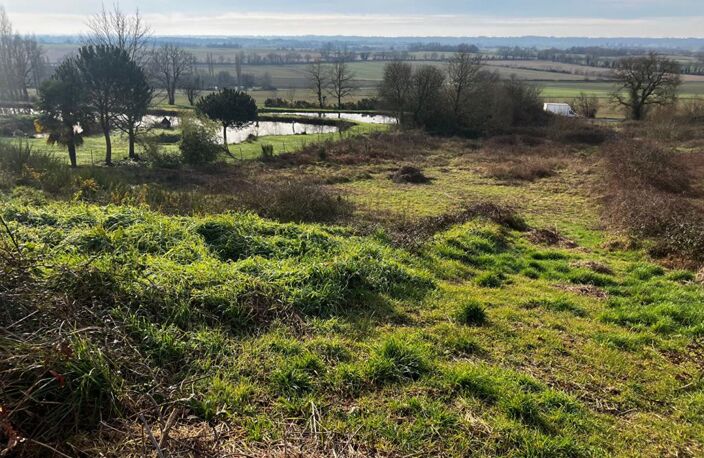 Terrain constructible de 2069 m² en campagne — photo 2